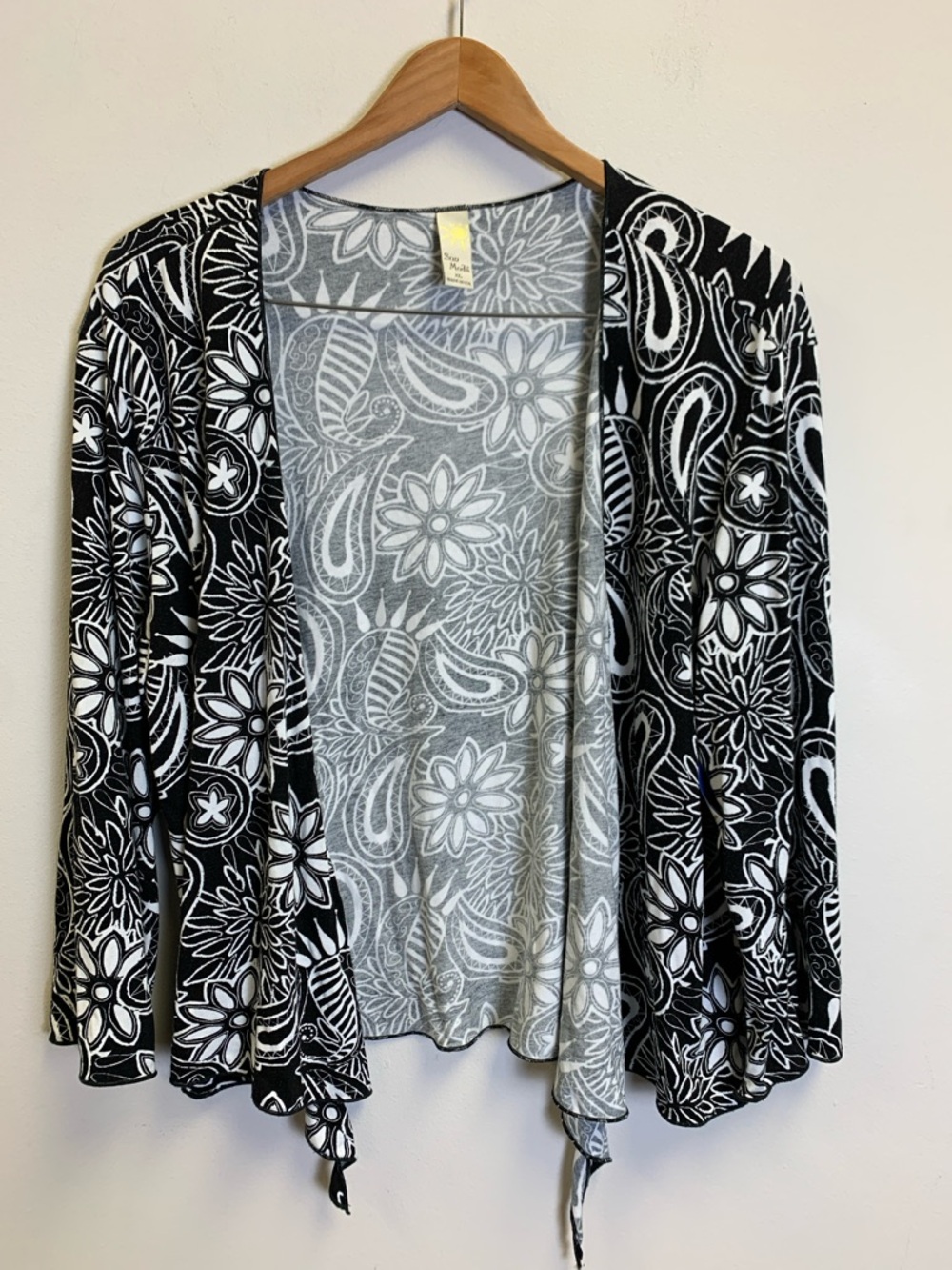 Open-Front Black & White Floral Paisley Cardigan
